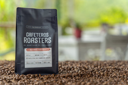 Castillo Natural roasted coffee beans – bold fruit and chocolate notes